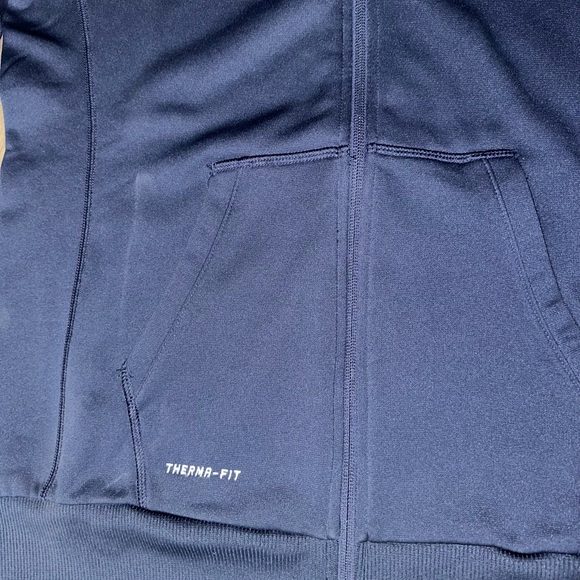 Nike Performance Jacket - Picture 2 of 4